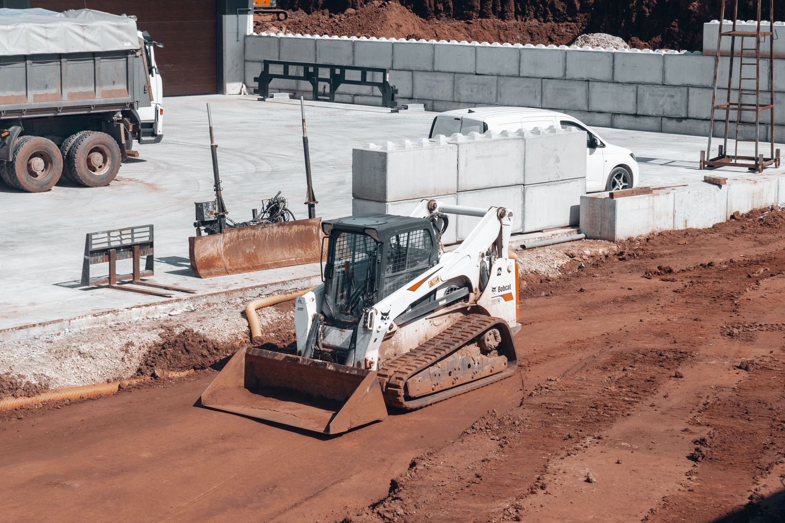 Commercial equipment financing for a construction company