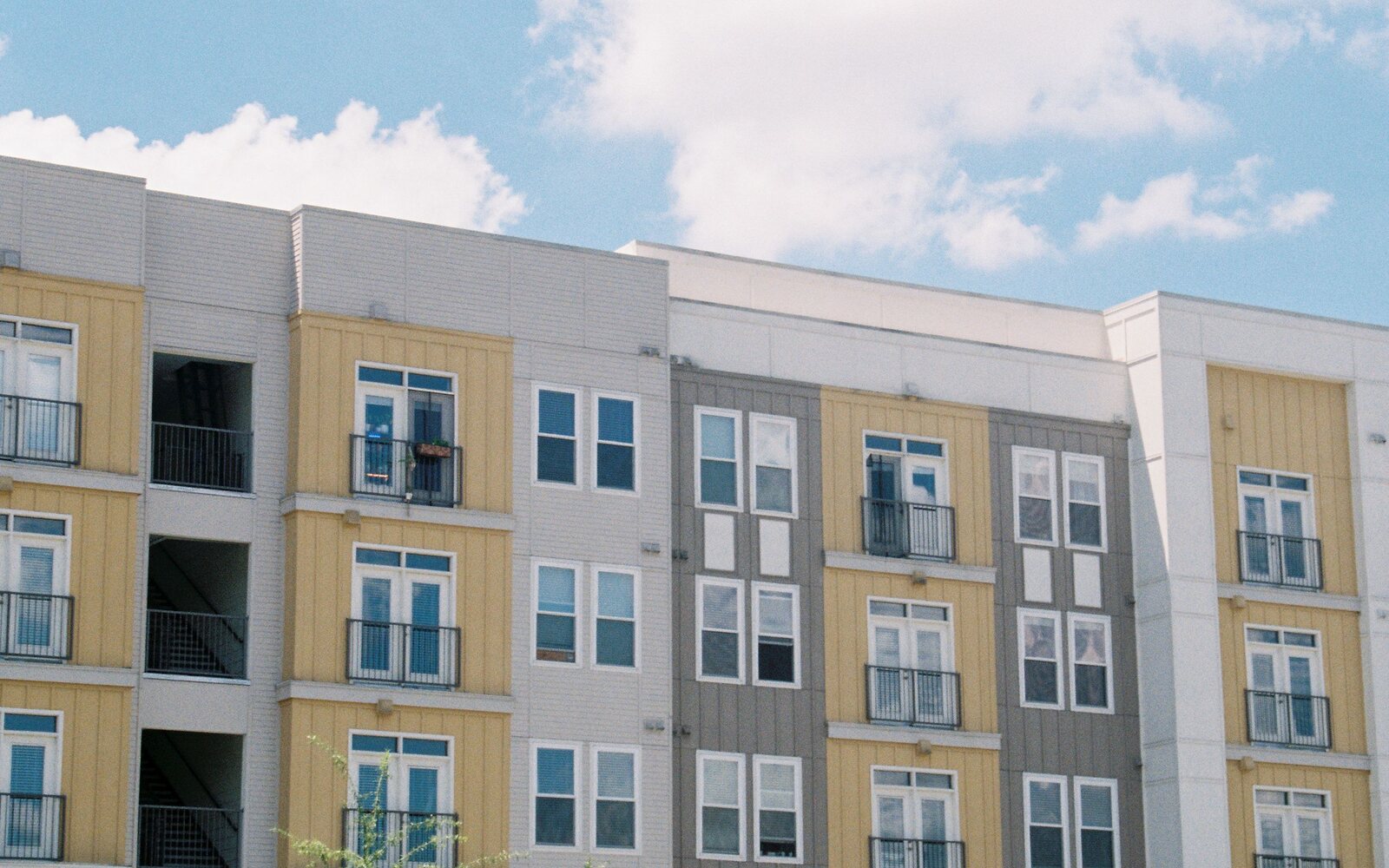 Apartment building financed with multifamily financing in metro Atlanta